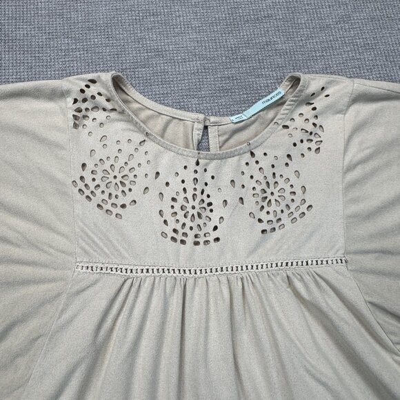 Maurices Womens Beige Tan Eyelet Blouse Short Dolman Sleeves Keyhole Size Small - Picture 8 of 15